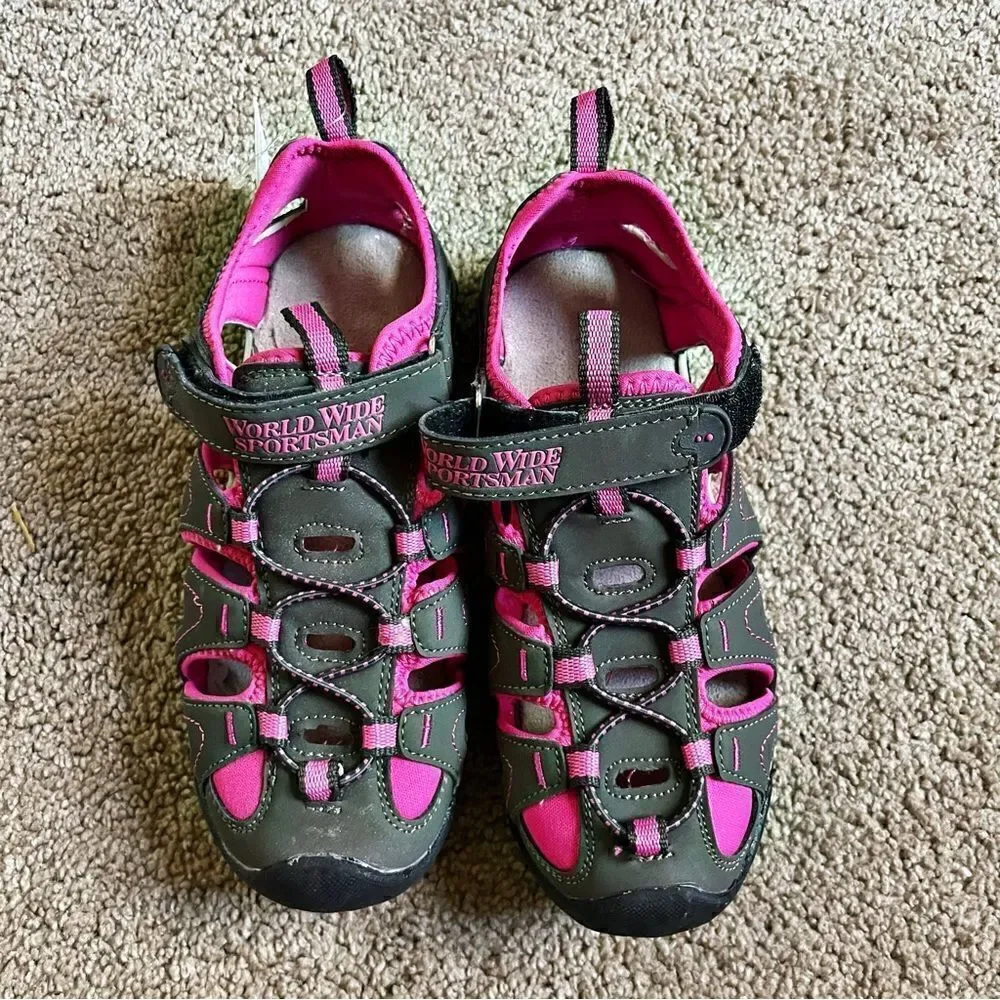 World Wide Sportsman Girls Outdoor Sandals Size 2 Big Girls